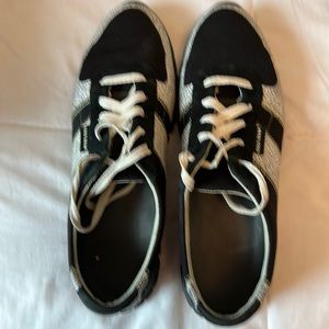 Cole Haan women’s walking shoes 8.5